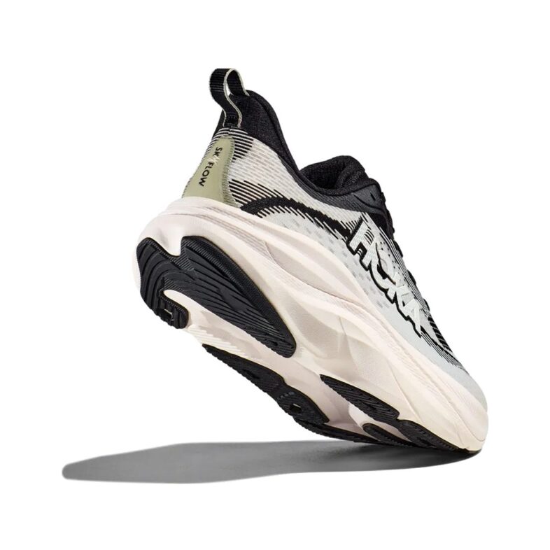 Hoka Skyflow Mujer Black/White - Imagen 4