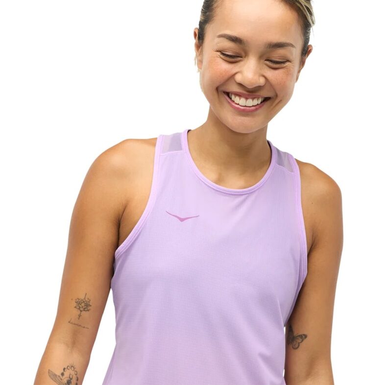 Polera Hoka Mujer Airolite Run Pink - Imagen 4