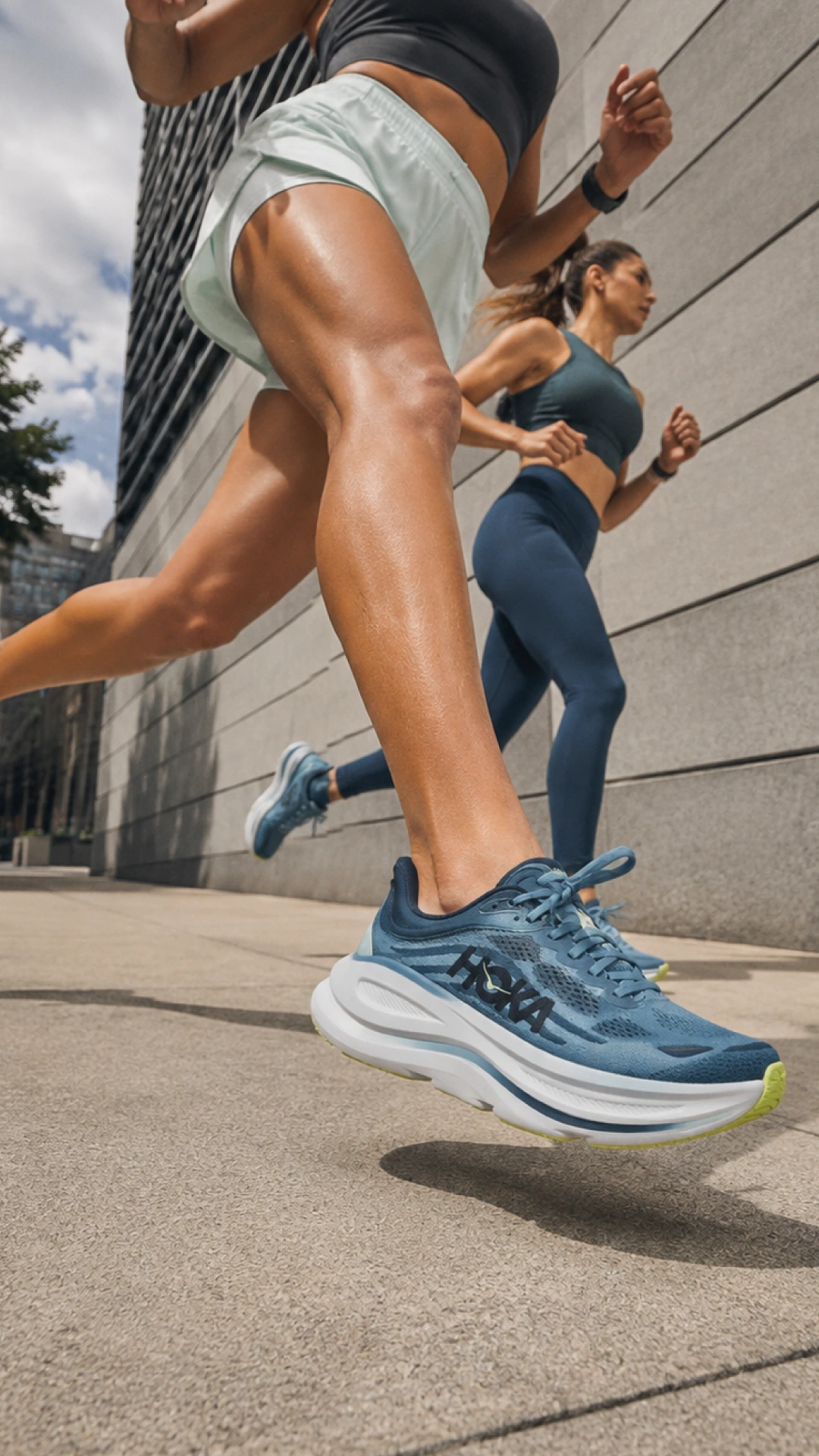 ROAD RUNNING